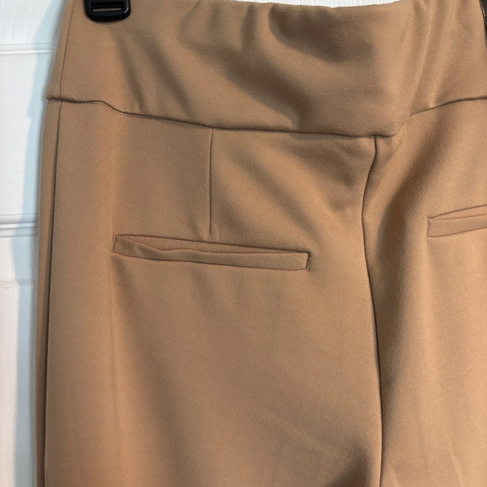 NWT $80 Express Womens Pecan Brown Ponte Knit Pull On Slim Leg Dress Pant Medium - Picture 4 of 8